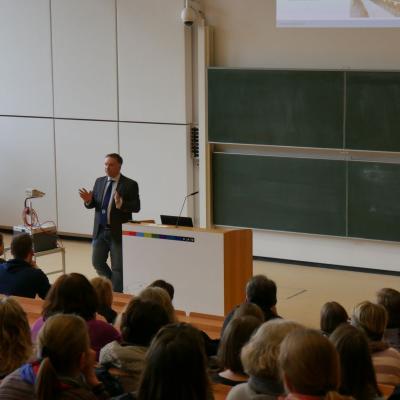 Begrüßung im Hörsaal