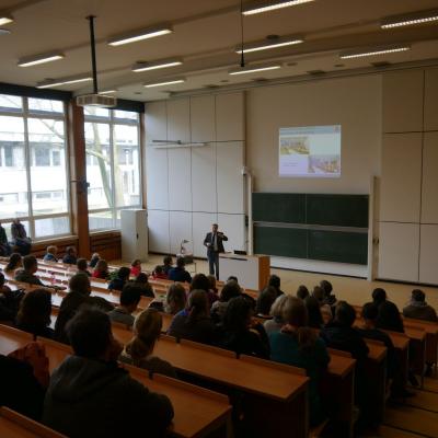 Begrüßung im Hörsaal