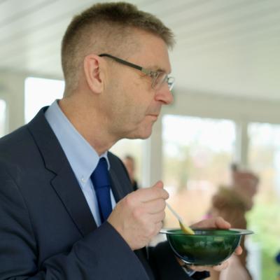 Suppe in der Mittagspause - Foto: Jürgen Küppers