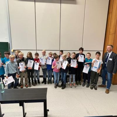 Die Siegerteams aus den vierten Klassen