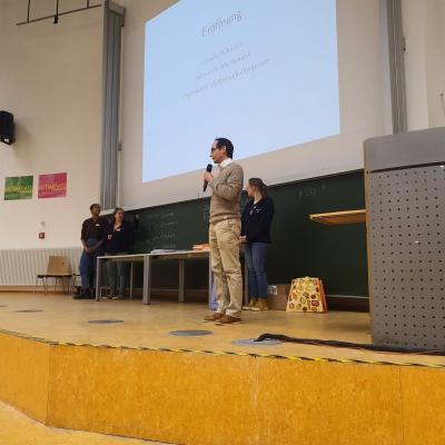 Begrüßung im Hörsaal