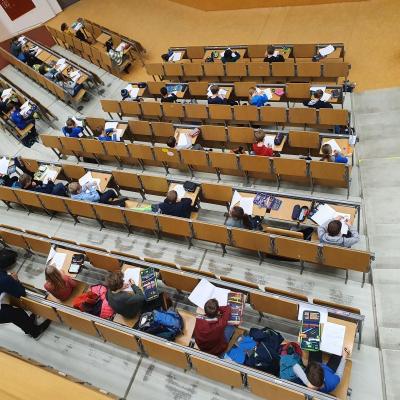 Begrüßung und Klausur im Hörsaal