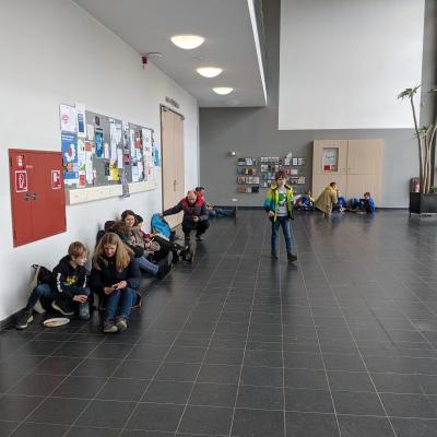 Warten auf die Siegerehrung