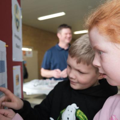 Bei der Anmeldung - Foto: Jürgen Küppers