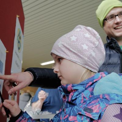 Bei der Anmeldung - Foto: Jürgen Küppers