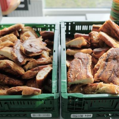 ... und leckeres Laugengebäck - Foto: Jürgen Küppers