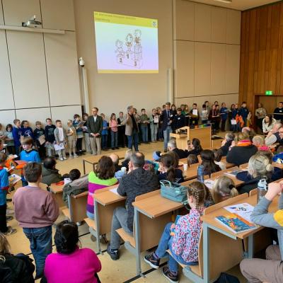 Bild 137: Alle Sieger der Viertklässler