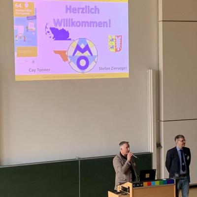 Bild 52: Begrüßung der Viertklässler