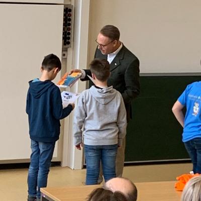 Bild 133: Siegerehrung der Viertklässler