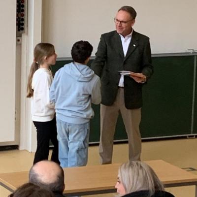 Bild 134: Siegerehrung der Viertklässler