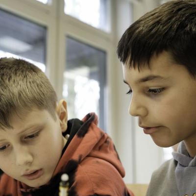 Bild 61: Bei der Aufgabenbearbeitung im Seminarraum, Foto: Jürgen Küppers