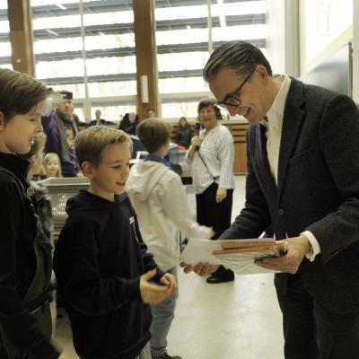 Bild 121: Siegerehrung der Drittklässler mit Alexander Kraft, Foto: Jürgen Küppers