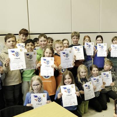 Bild 126: Alle Sieger der dritten Klassen, Foto: Jürgen Küppers