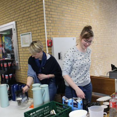 Für die Eltern gibt es Kaffee