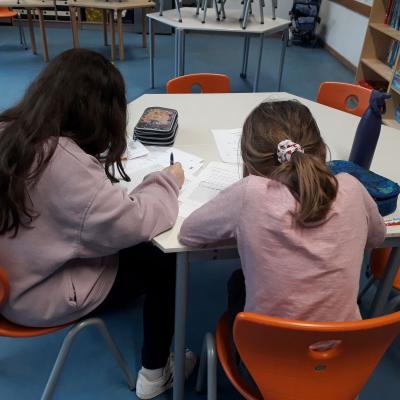 Toni-Jensen-Schule, Klasse 4